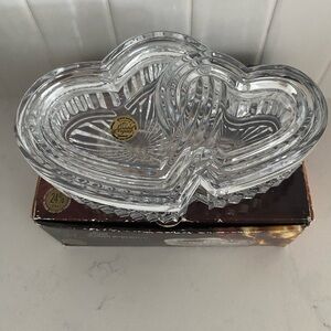 cristal d’Arques Heart-Shaped Crystal Covered Dish